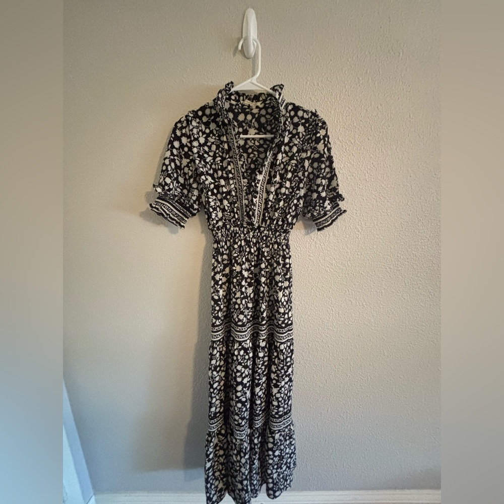 Max Studio Black and White Floral Maxi Dress